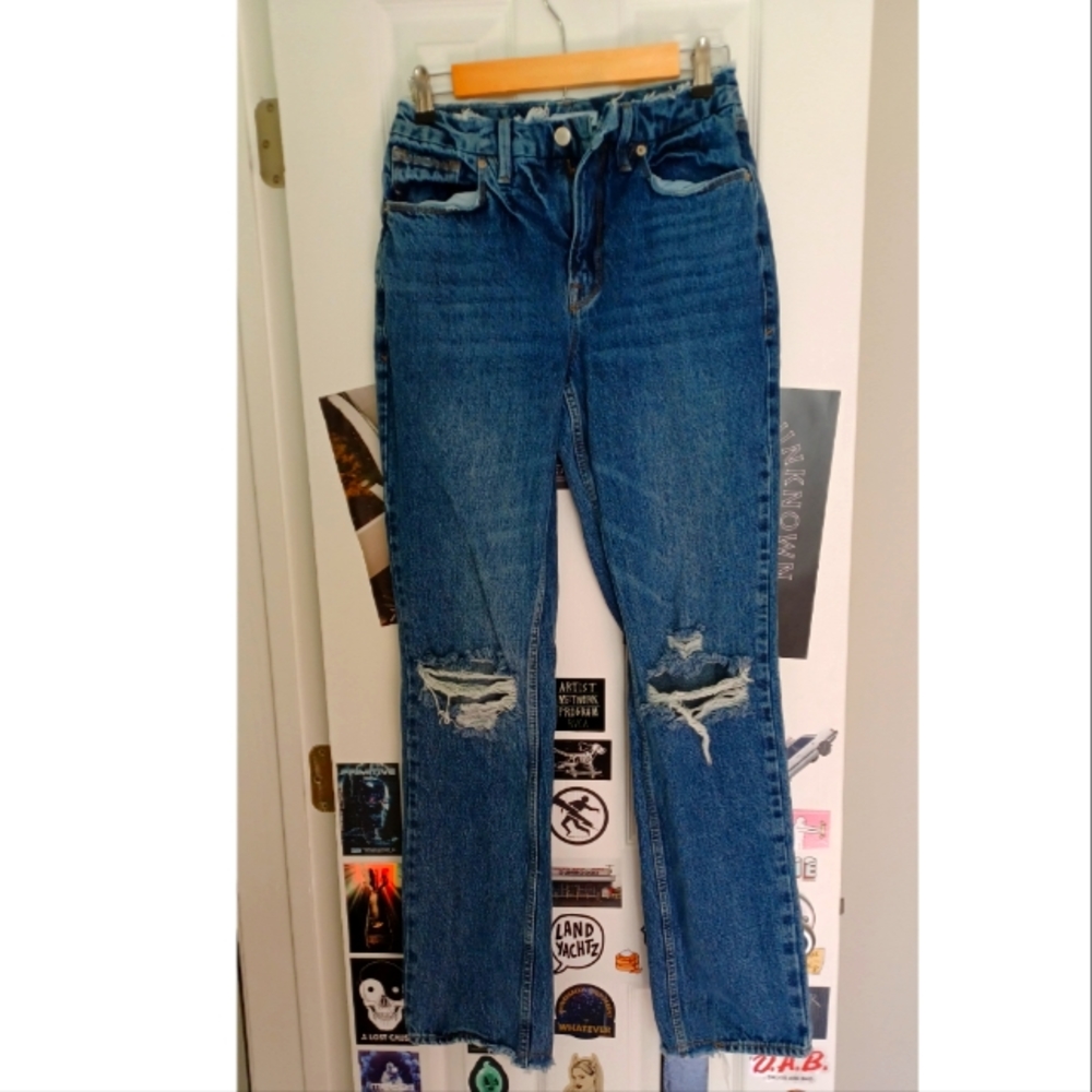 Good American Straight Legged Distressed Jeans